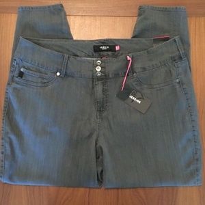 NWT Torrid Denim Jeggings Women's  Grey Stretch